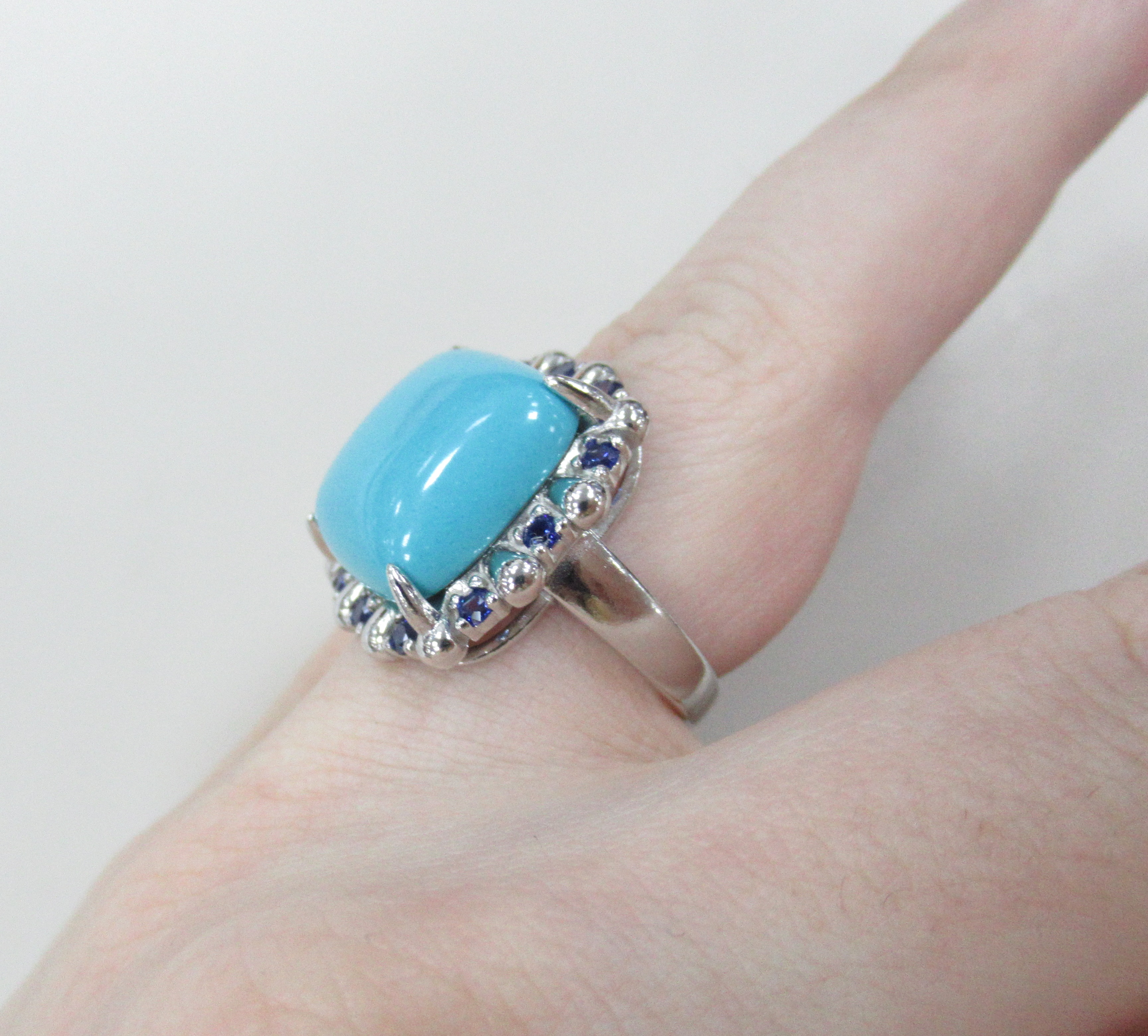 Серебряное кольцо с бирюзой